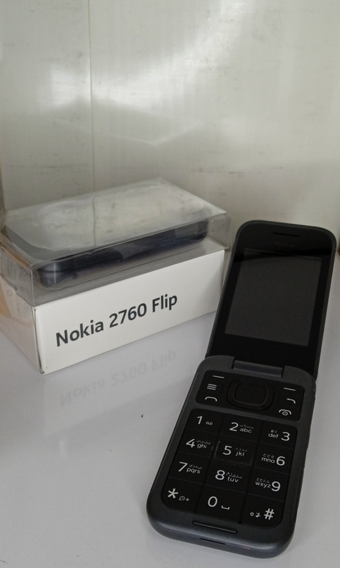 گوشی نوکیا 2760 Flip ا Nokia 2760 Flip 4GB/512 MB (18ماه گارانتی شرکتی)